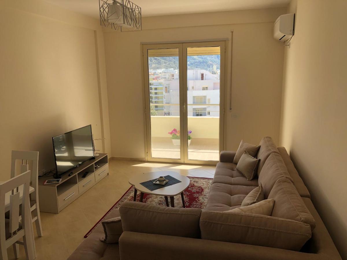 Rooftop Apartments Lungomare Вльора Екстер'єр фото