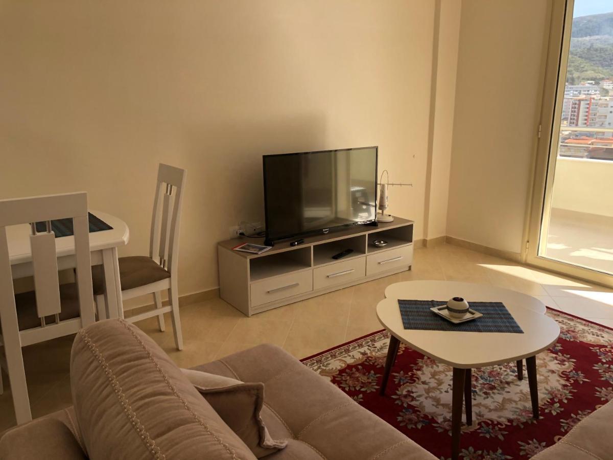 Rooftop Apartments Lungomare Вльора Екстер'єр фото